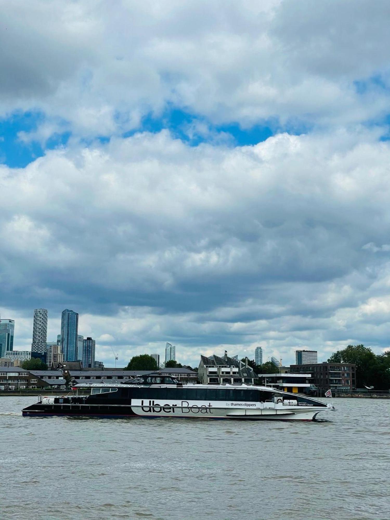 Greenwich Apartment With A River View & Balcony Near The 02 Arena & North Greenwich With Free Wifi & Fast Links Into Central London Exterior photo