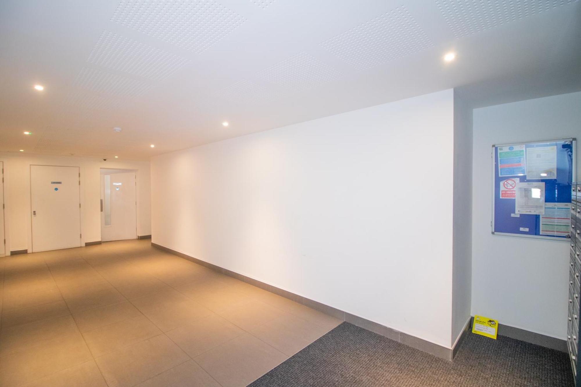Greenwich Apartment With A River View & Balcony Near The 02 Arena & North Greenwich With Free Wifi & Fast Links Into Central London Exterior photo