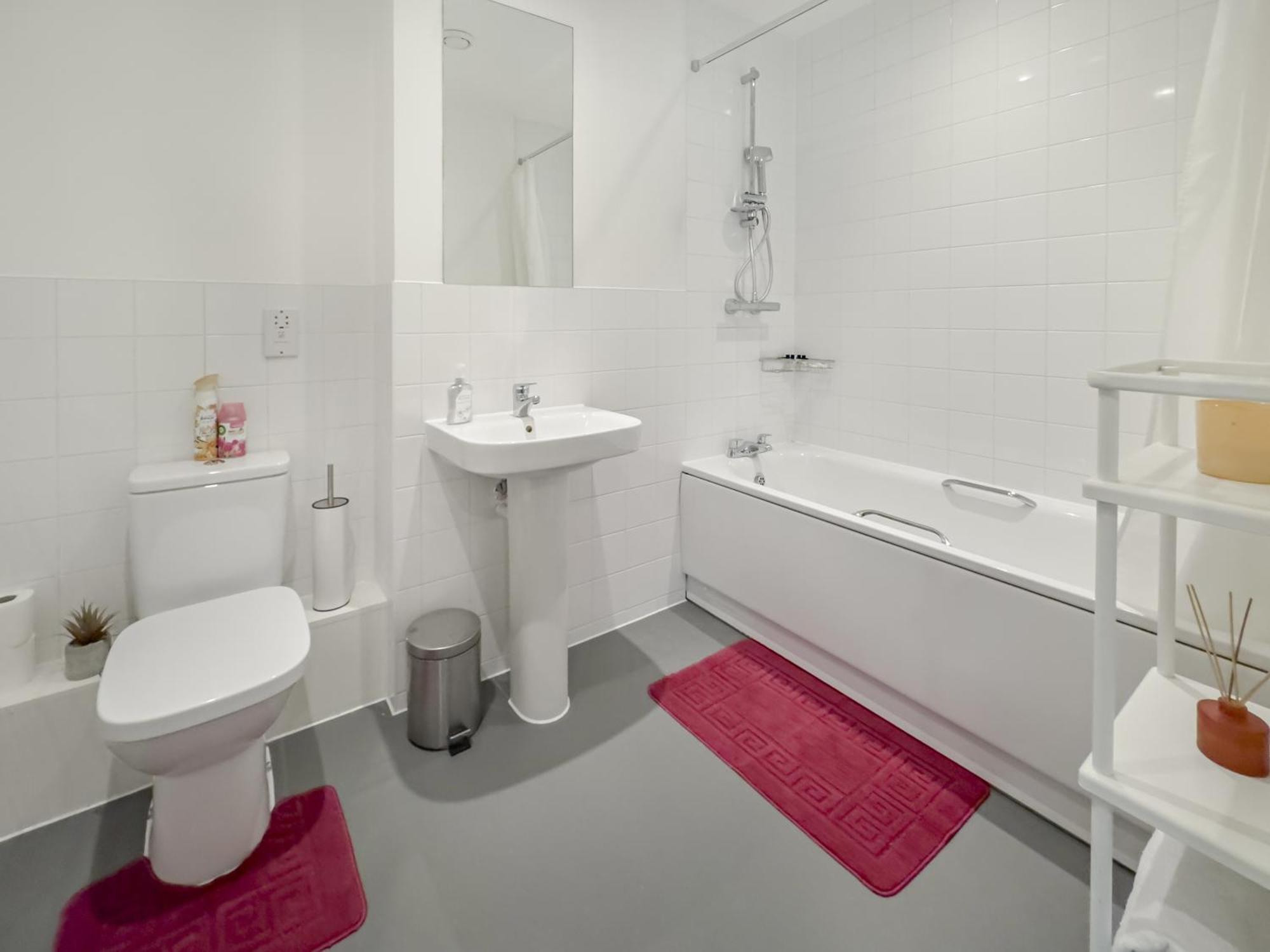 Greenwich Apartment With A River View & Balcony Near The 02 Arena & North Greenwich With Free Wifi & Fast Links Into Central London Exterior photo
