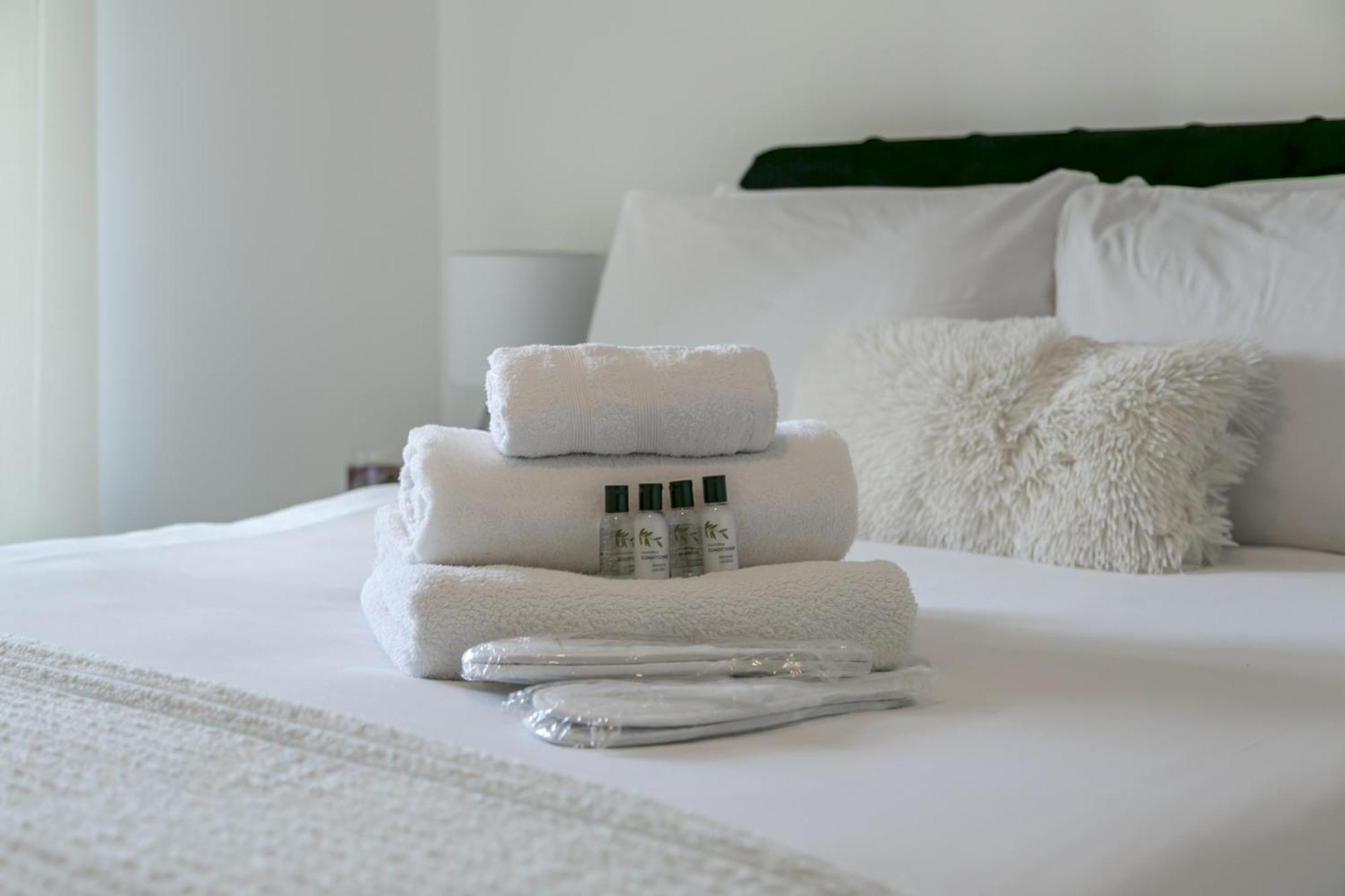 Greenwich Apartment With A River View & Balcony Near The 02 Arena & North Greenwich With Free Wifi & Fast Links Into Central London Exterior photo